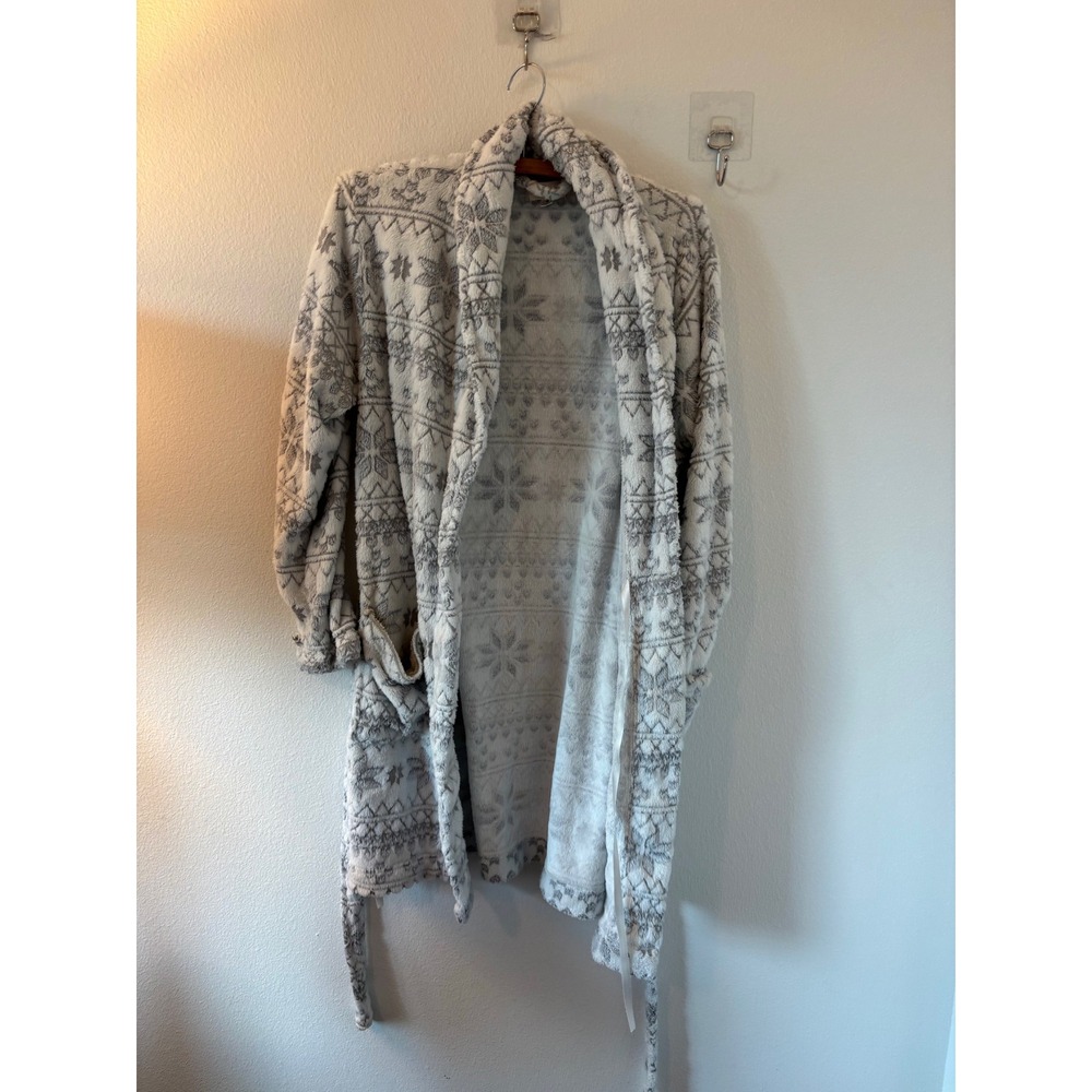 Daydream by Berkshire Home Grey Fair Isle Fleece Robe Shawl Collar Medium